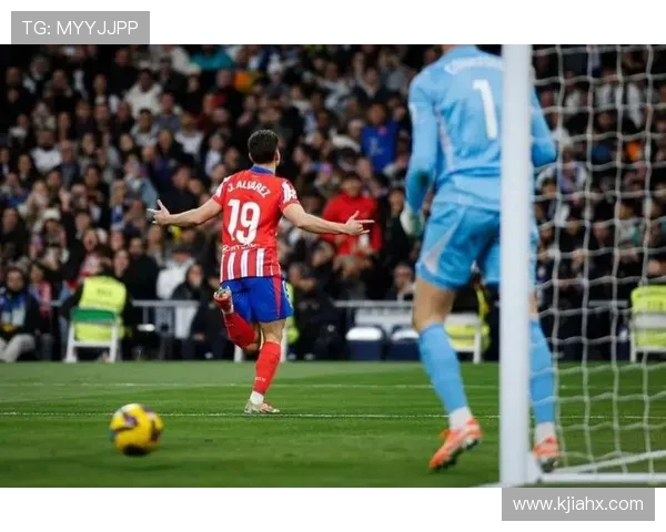 阿尔瓦雷斯五次射门六次造机助马竞击退莱万特荣膺全场最佳